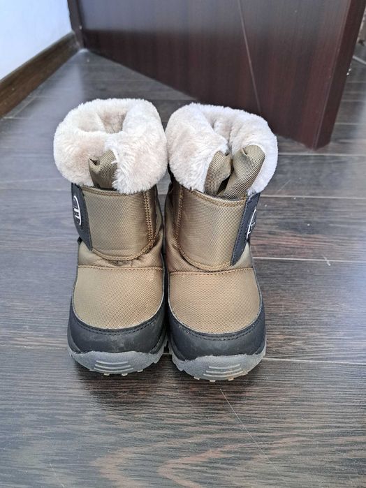 Cizme Kickers, marimea 25