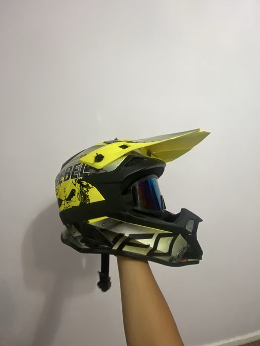 Мотоциклетный шлем