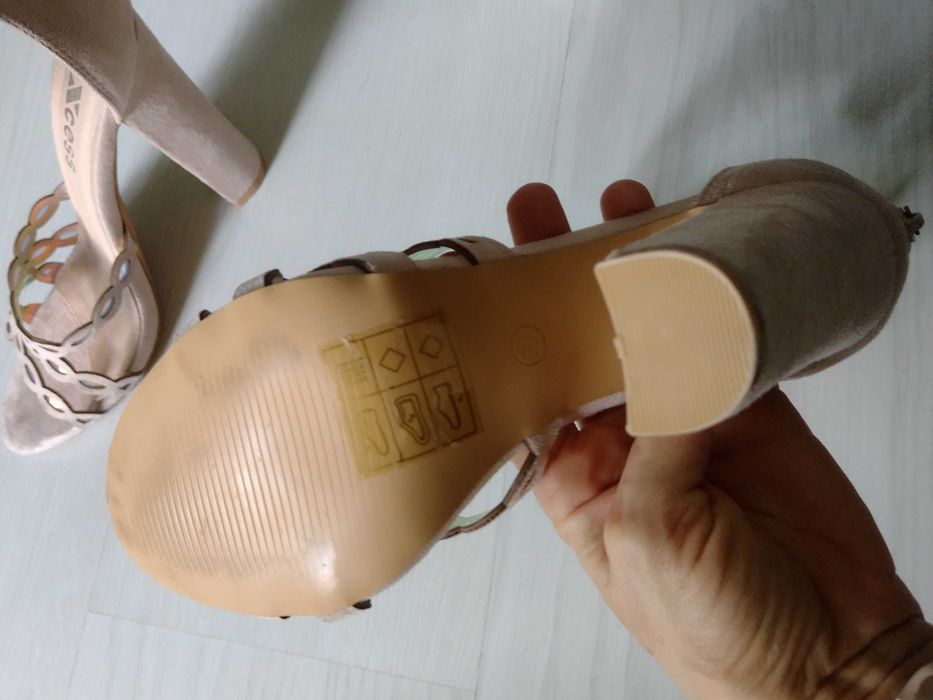 Дамски сандали велур