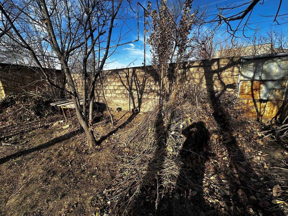 5 sotx yer uchastkasi sotiladi