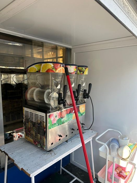 Mașină de inghetata și granita