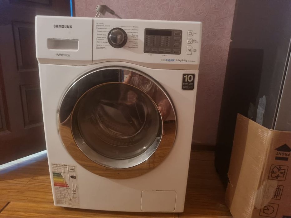 Стиральная машина самсунг 7 с сушкой , и 8 кг Самсунг