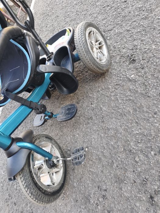 Продам велосипед коляску