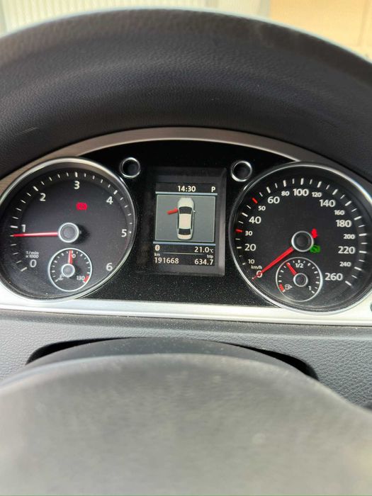 Продавам Пасат B7