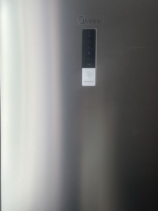 Холодильник в отличном состоянии