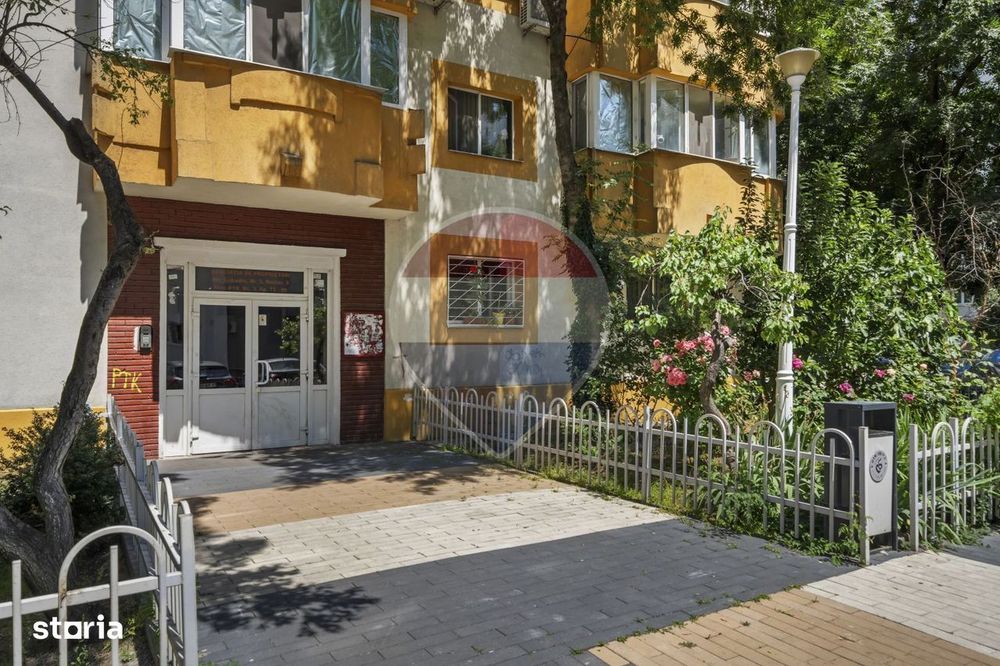 Apartament cu 4 camere de vânzare în zona Sebastian