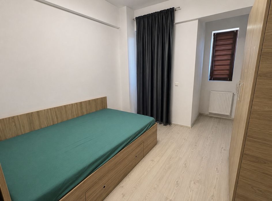 Apartament de vanzare vis a vis de parcul Izbiceni