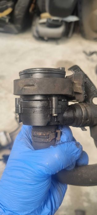 Pompa recirculare apa VW Golf 7 Passat B8 Touran Tiguan, cod 5G0965567