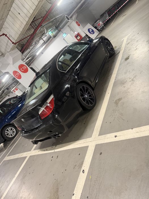 BMW 5 Series 2004 — imagine 3