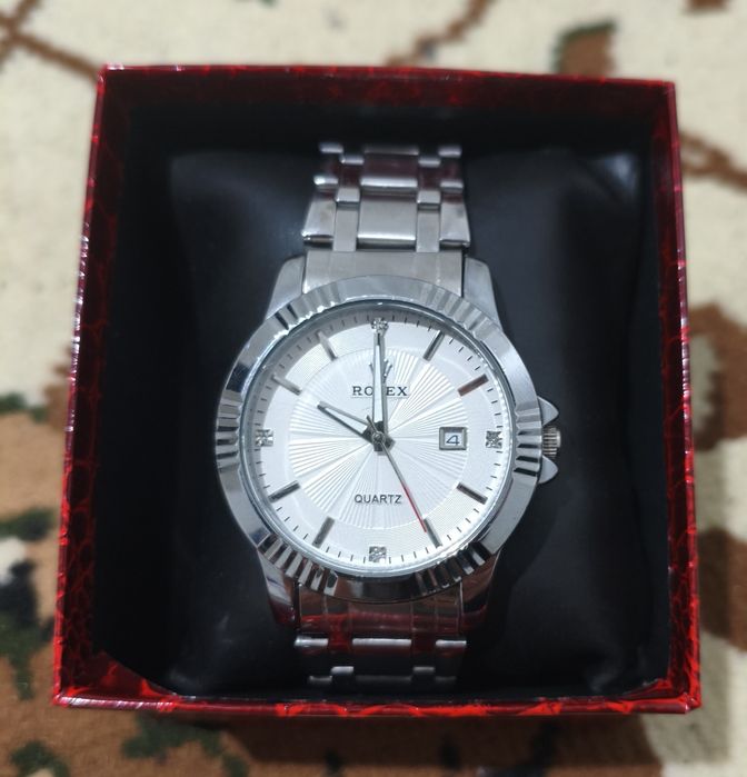 Rolex сағатты сатылады