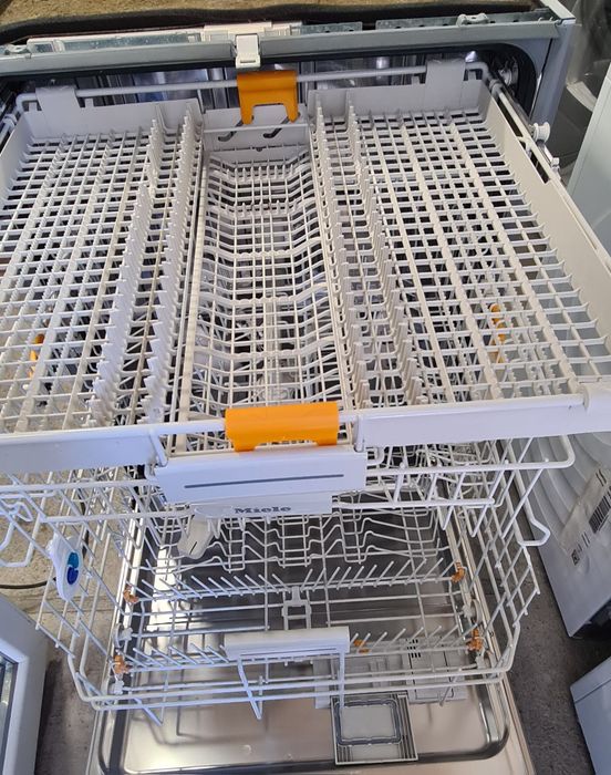 ТОП Съдомиялна за пълно вграждане 60см Miele  XXL 14 к-та А+++  Auto Open