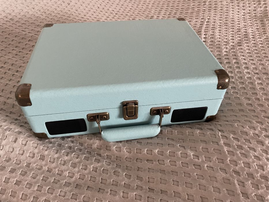 «Верный» проигрыватель виниловых пластинок