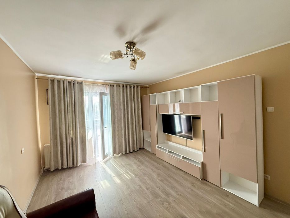 Vand apartament 2 camere