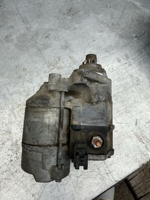 Продам запчасти на 3UZ FE