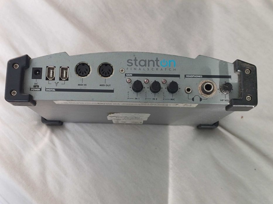 Preamplificatoare  2 buc/150 ron