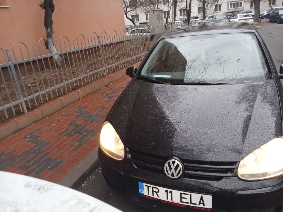 Vând golf 5 Perfect funcțional