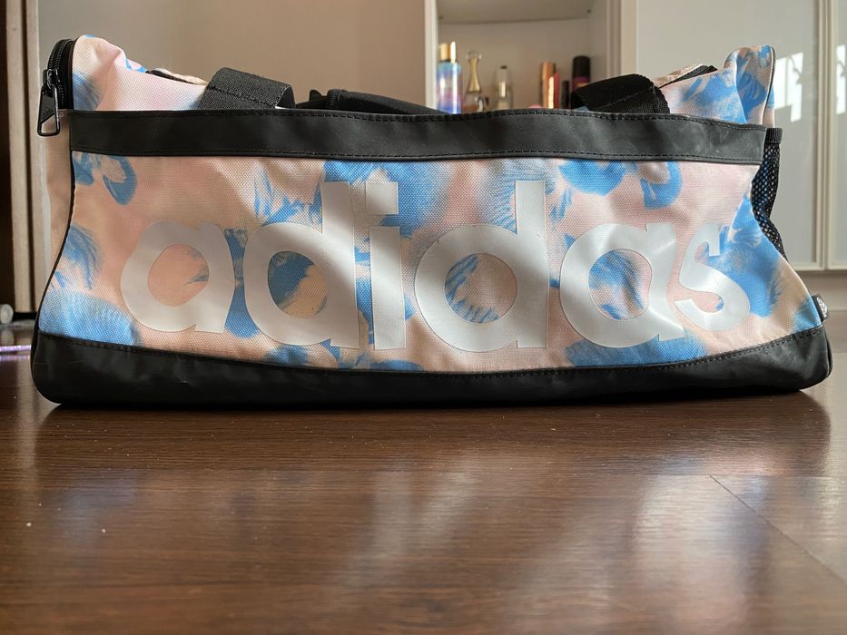 сак на адидас нов