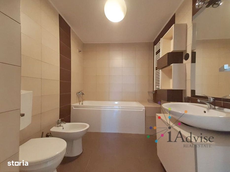 Apartament Deosebit, Langa Cetate