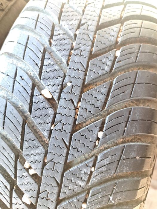 2 anvelope Allseasons 205 60 r16 Nexen