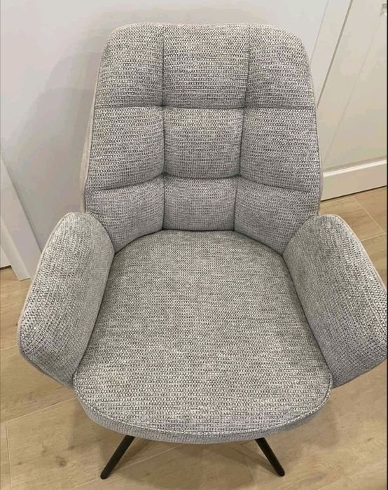 Офис стол  - въртящ се, нов