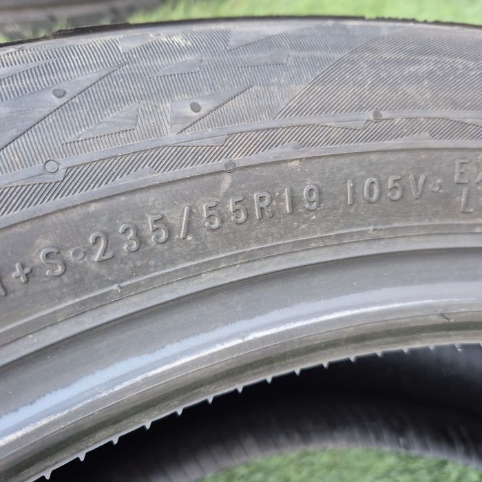 235 55 19 Nokian noi de iarnă