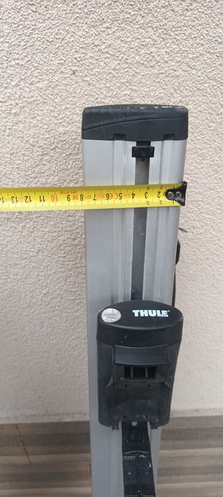 Ски -  багажник  и   греди    "Thule"