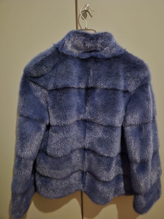 Vând haină de vizon