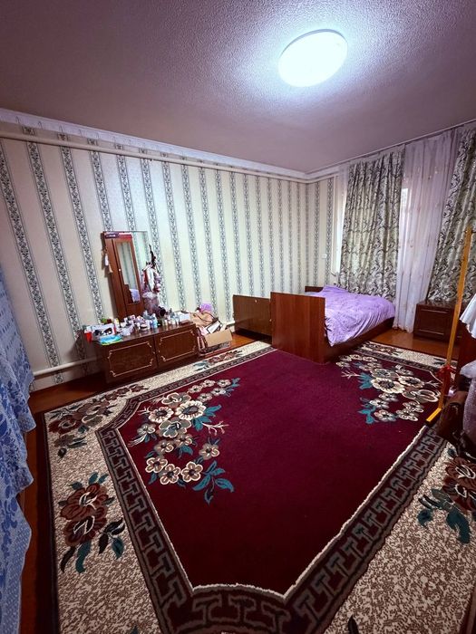 Яша учун тайёр уй сотилади