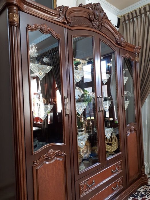 Gorka Kamod sotiladi. Xolati alo.