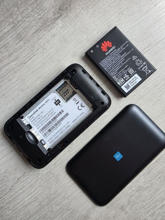 Router Huawei Soyealink E5785-330 Mobile Wifi Hotspot 4G+ LTE 300Mbps
