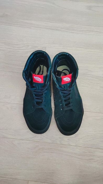 Черни обувки Vans