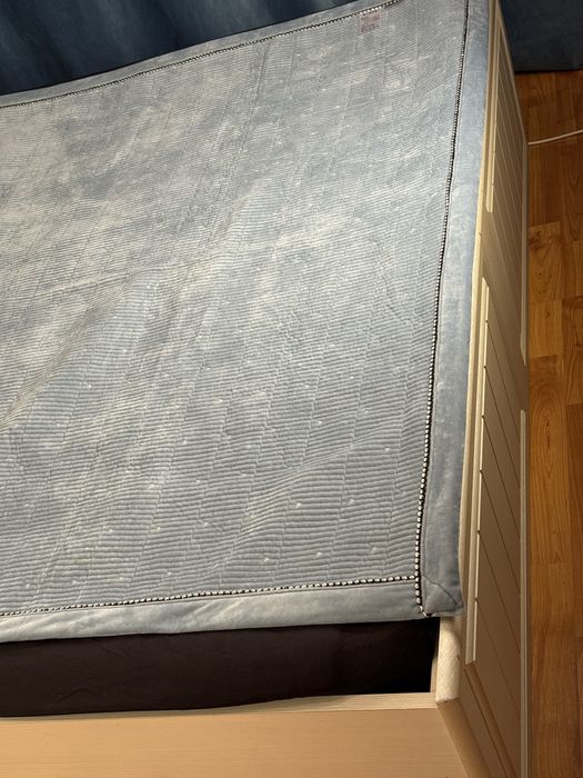 Продам двух спальную кровать