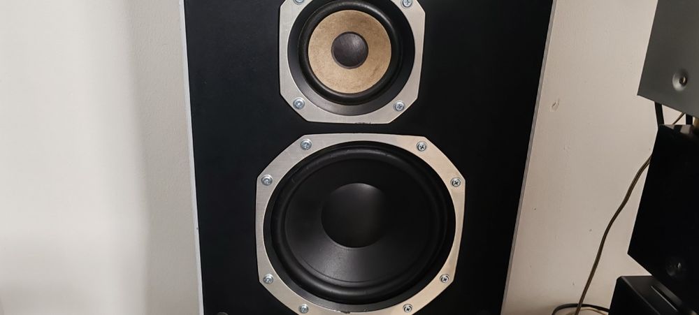 Boxe Philips 484