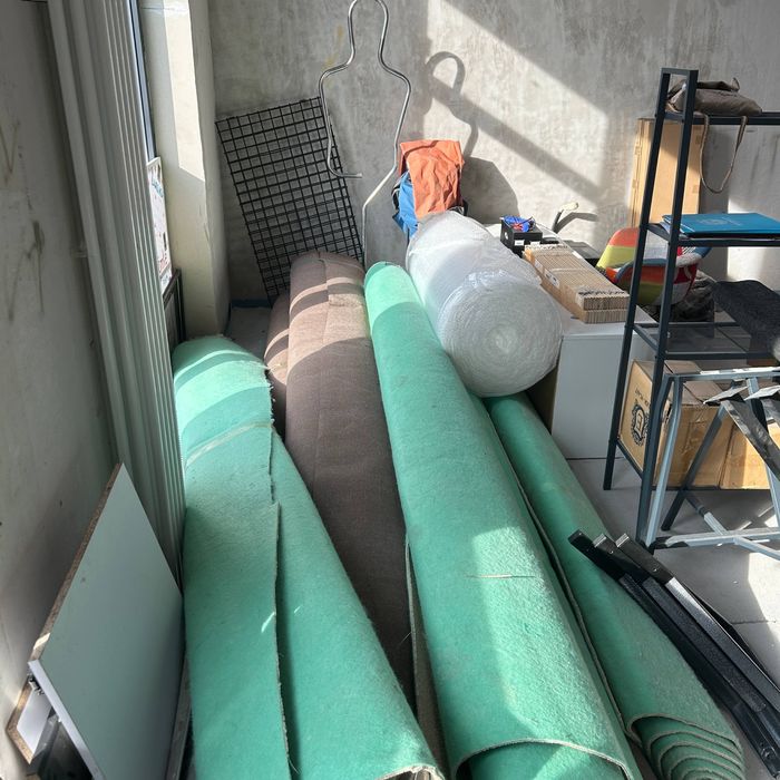 Ковролин коричневый срочно