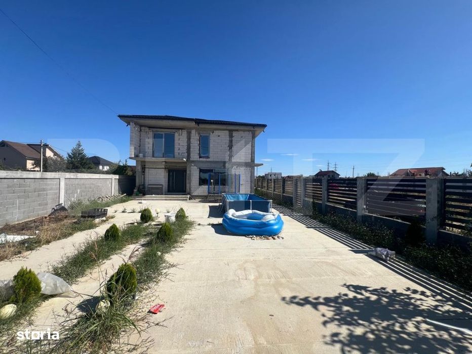 Casa la rosu, 233 mp, P+1, zona Valea Fetii