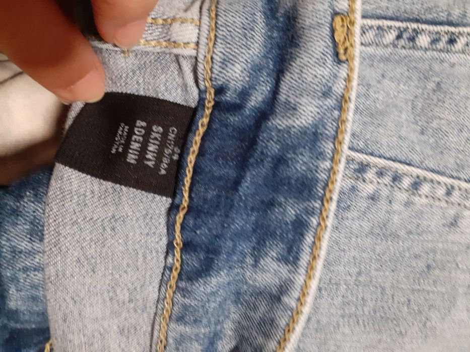 Blugi bărbați mărimea 34