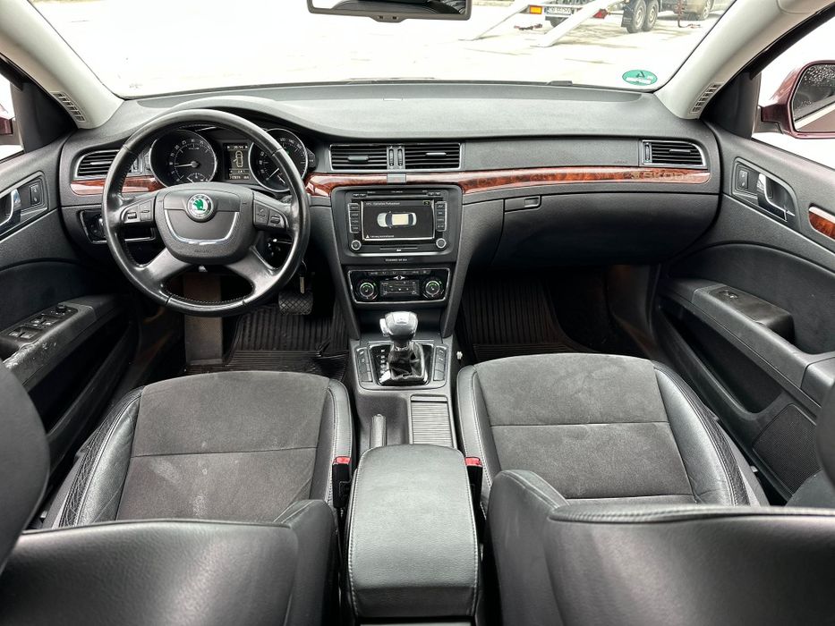 Skoda Superb 2.0 Tdi Automată