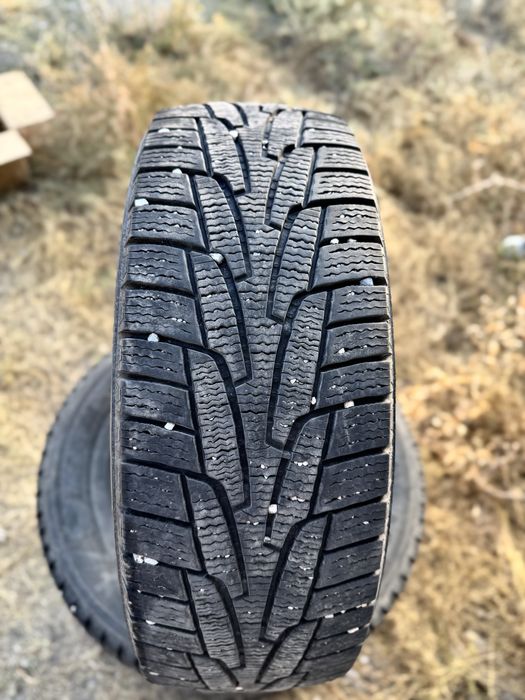 Продам зимние шины Р16
