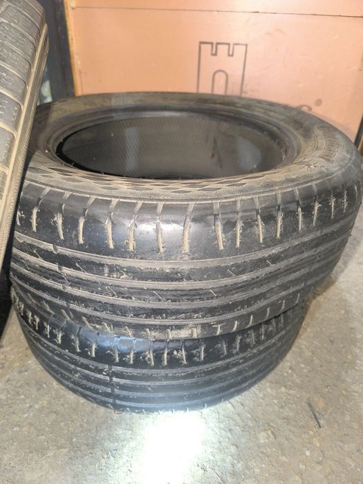 Продам шины б/у.