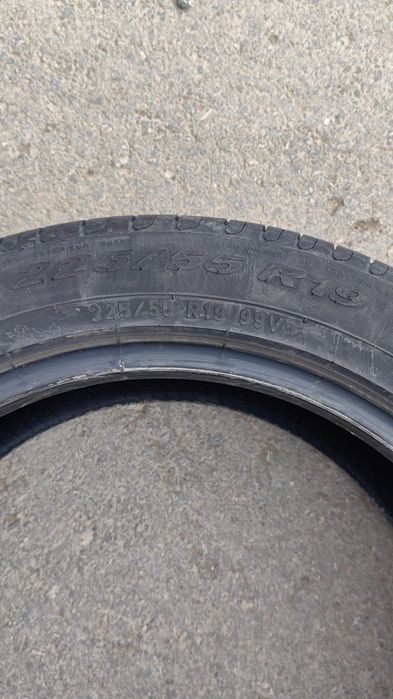 Продам летние шины 225/55/19
