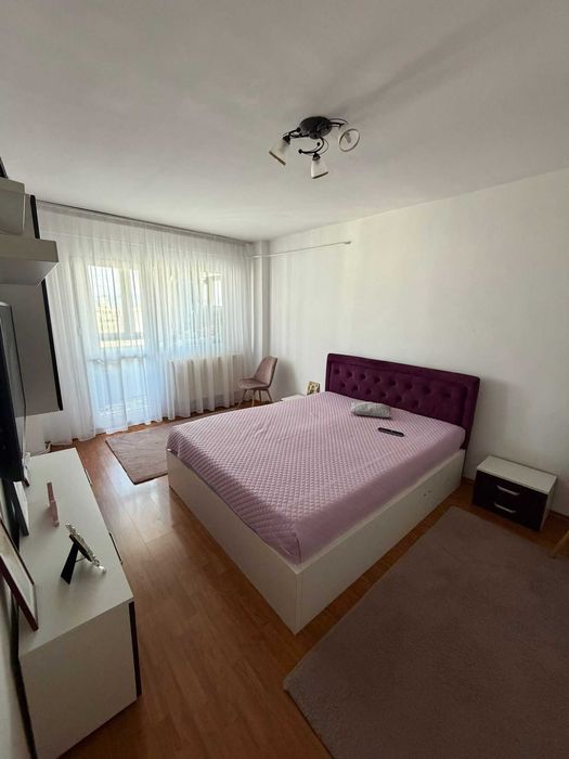 Apartament cu doua camere decomandat , mobilat si utilat