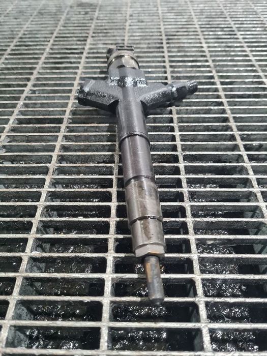 Injector Nissan Pathfinder 2.5 Diesel D40 2004 - 2010 174CP YD25DDTi (922) Diesel D820FFF1