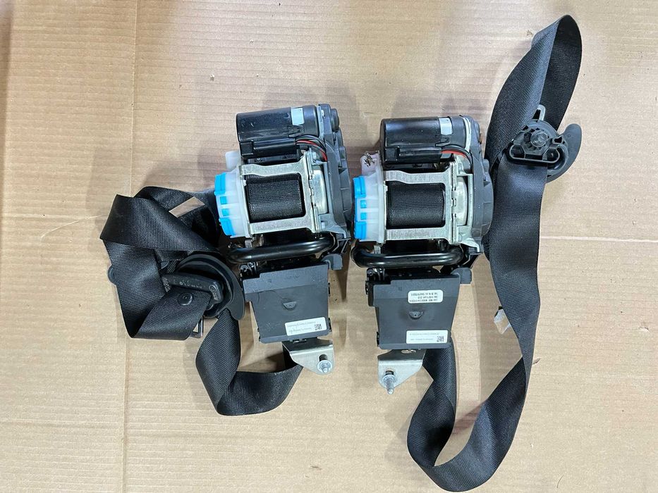 Set centura centuri fata stanga dreapta Mercedes Gle Gls W167 X167 OE