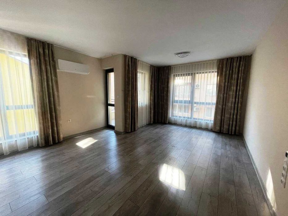 Двустаен апартамент в Центъра