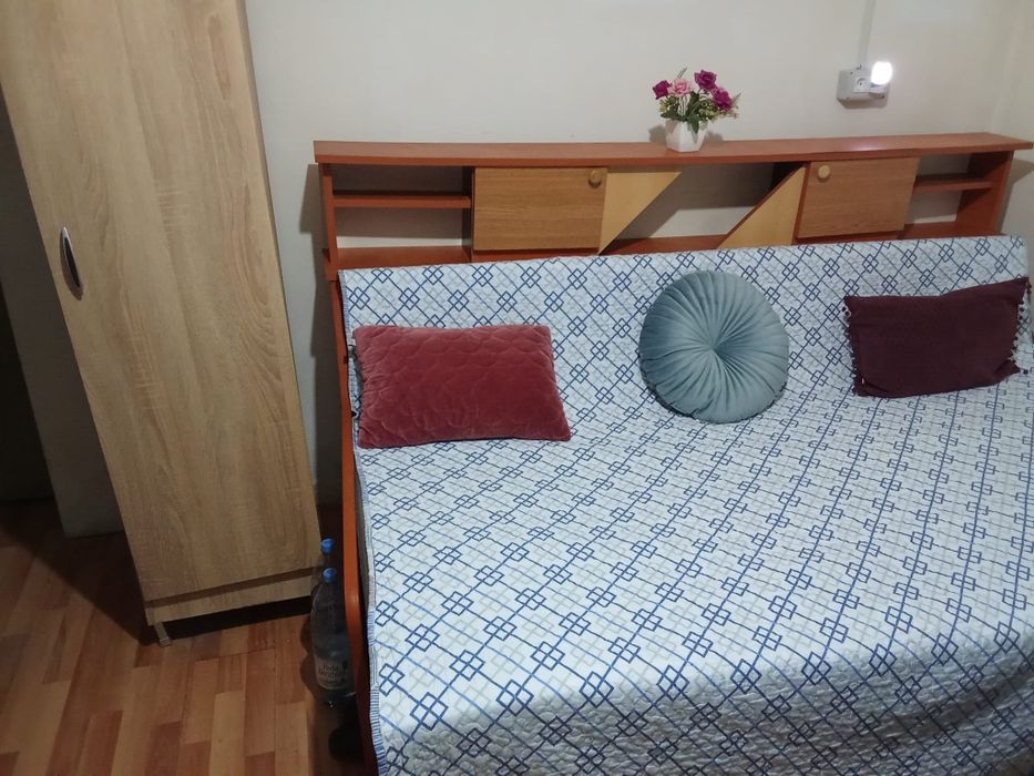 Vând apartament cu 2 camere decomandat