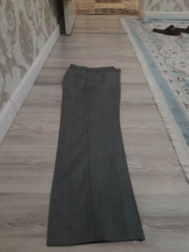 Серый костюм двойка