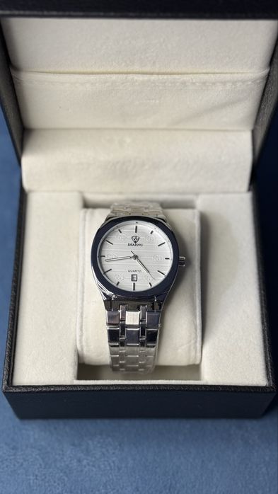 Часы в LUX качество