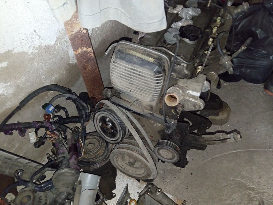 Таета Марк 2 -90 запчасти