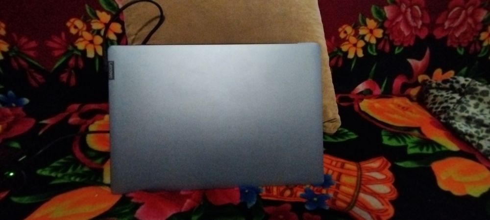 Ноутбук lenovo 81h1