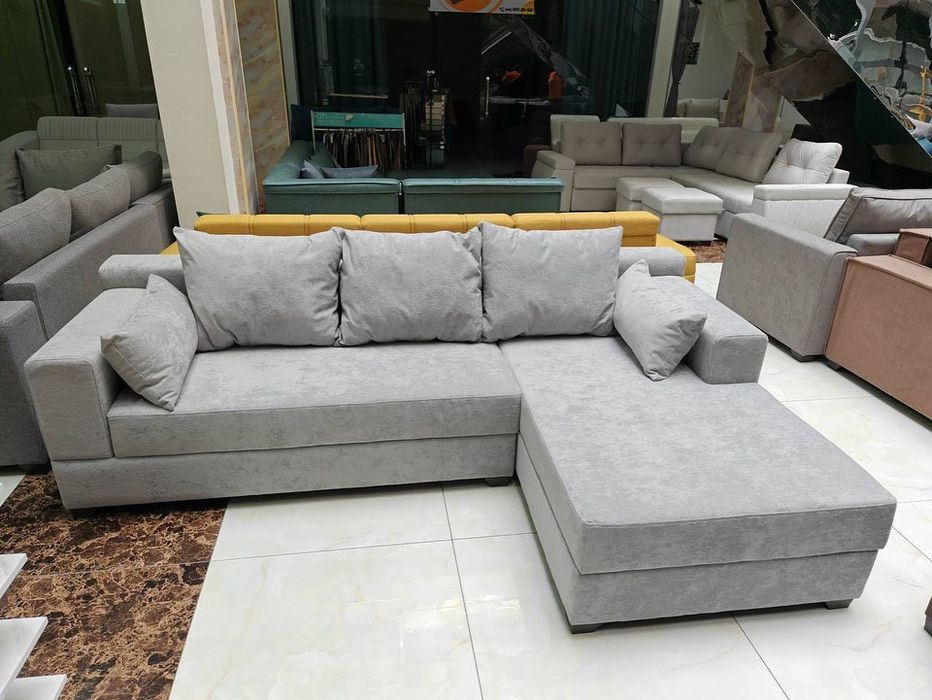 Uglavoy divan   Bezraskladnoy